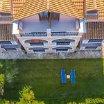 Kavos Psarou & Apartman
