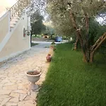 Kavos Psarou &