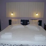 Apartman Kavos Psarou & *