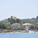 Kavos Psarou &