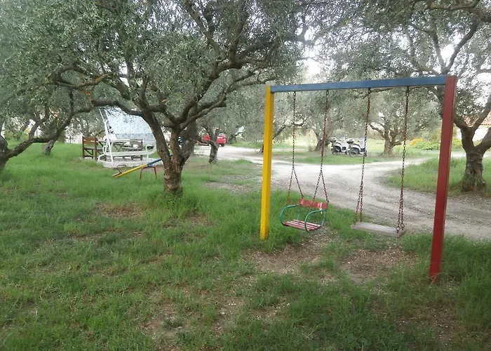 Kavos Psarou & Daire