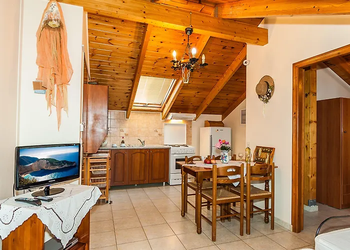 Kavos Psarou & Daire Psarou (Zakynthos)