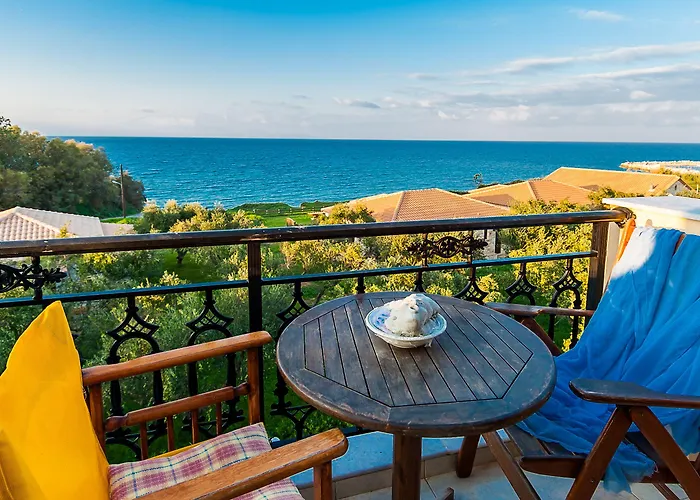 Kavos Psarou & Daire