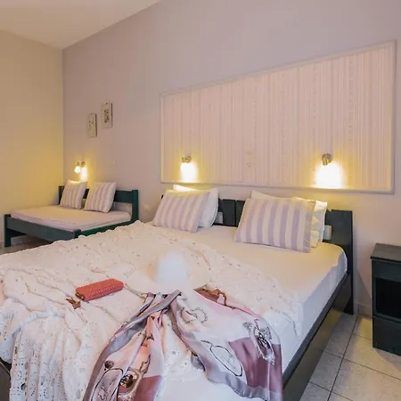 Kavos Psarou Studios&apartments *