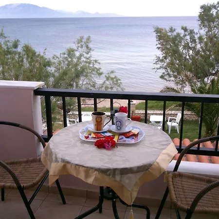 Kavos Psarou Studios&apartments